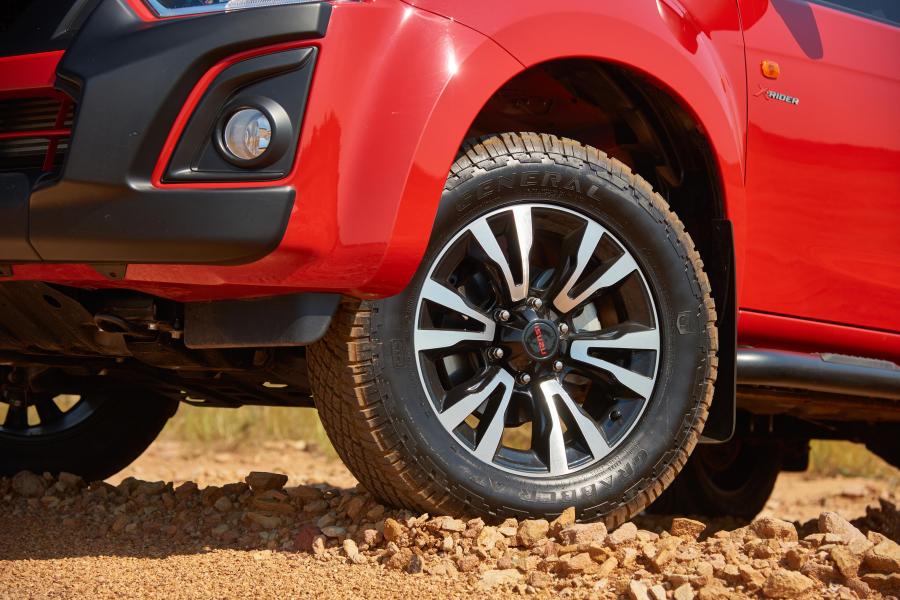 Колеса Isuzu KB Double Cab X-Rider 2017 года  (фото 11 из 40)